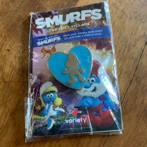 Papa Smurf pin